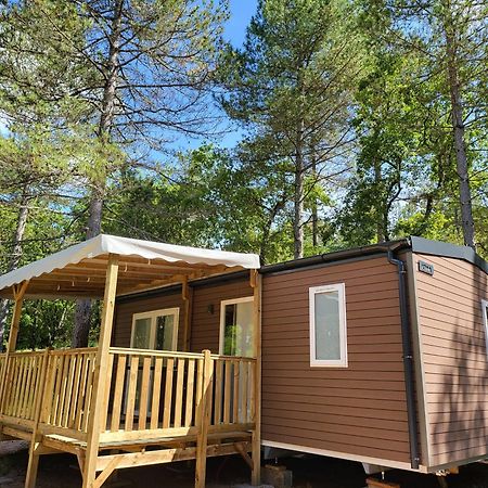 Camping De Graniers Monoblet Bagian luar foto