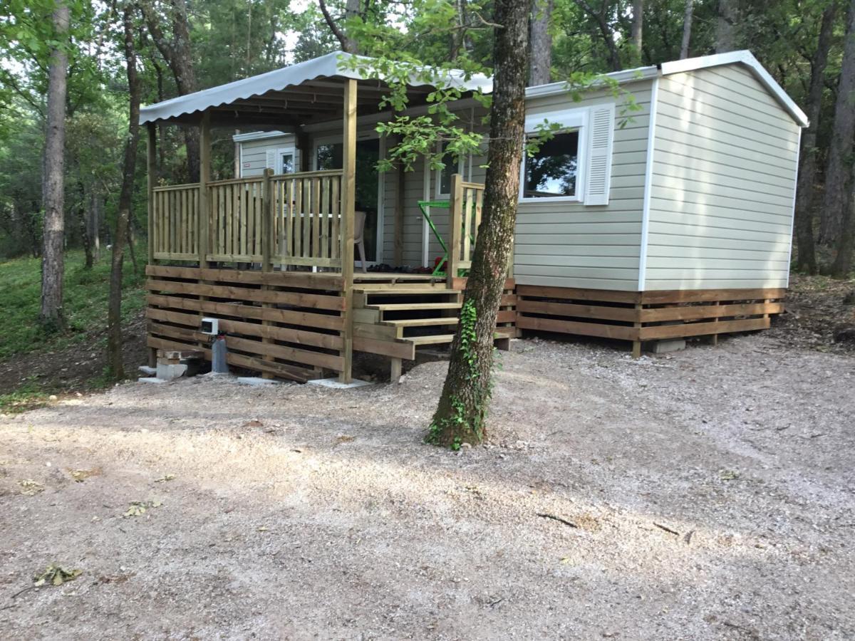 Camping De Graniers Monoblet Bagian luar foto