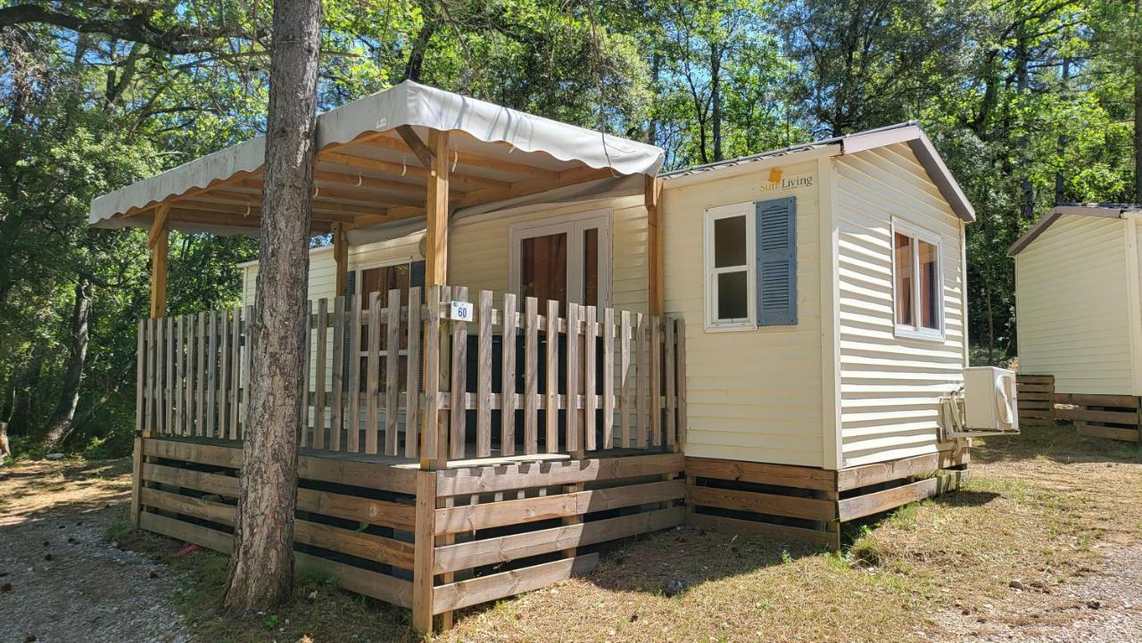 Camping De Graniers Monoblet Bagian luar foto
