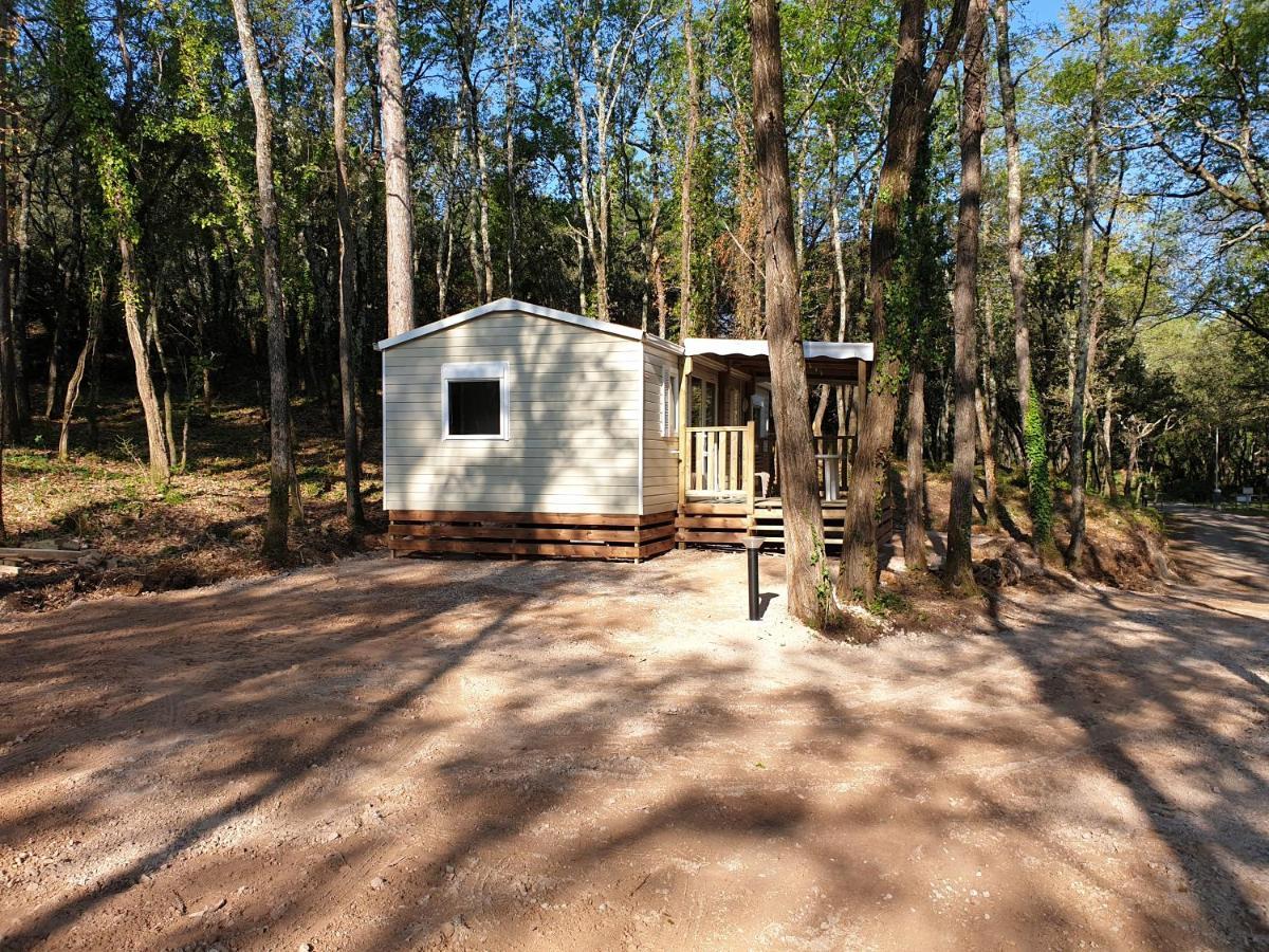 Camping De Graniers Monoblet Bagian luar foto