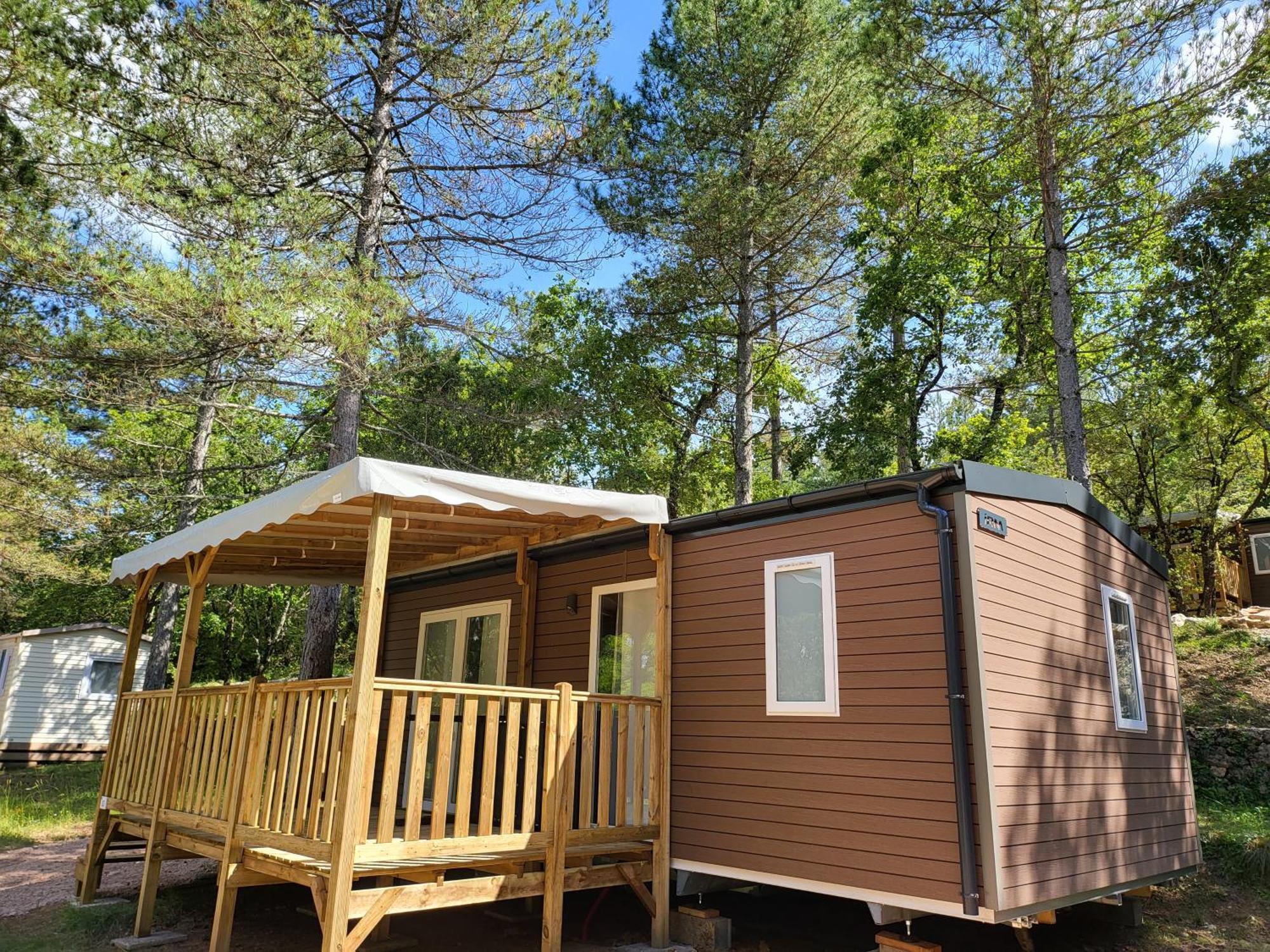 Camping De Graniers Monoblet Bagian luar foto