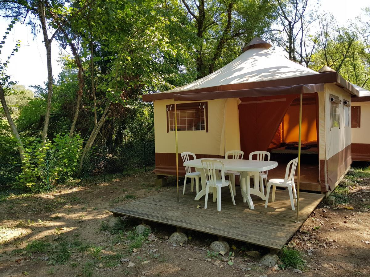 Camping De Graniers Monoblet Bagian luar foto